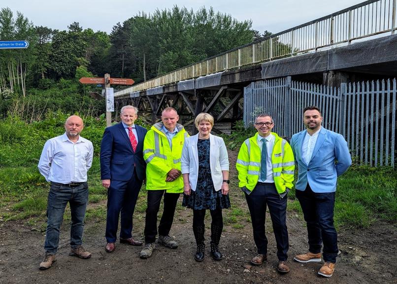 Image L-R: Chris Wilding, Lancashire County Council, Adrian Philips CEO of Preston City Council, Gavin Hulme Eric Wright Civil Engineering, Councillor Valerie Wise Preston City Council, Councillor Aidy Riggot Lancashire County Council, John Bridge Studio 