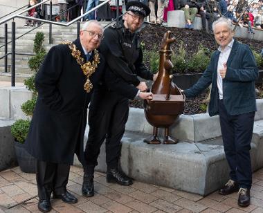 The opening of the feather mcgraw statue by the Mayor and Nick Park